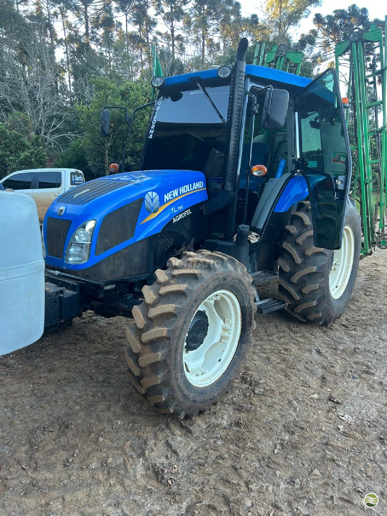 NEW TL 75E/4 de Montano Máquinas Agrícolas